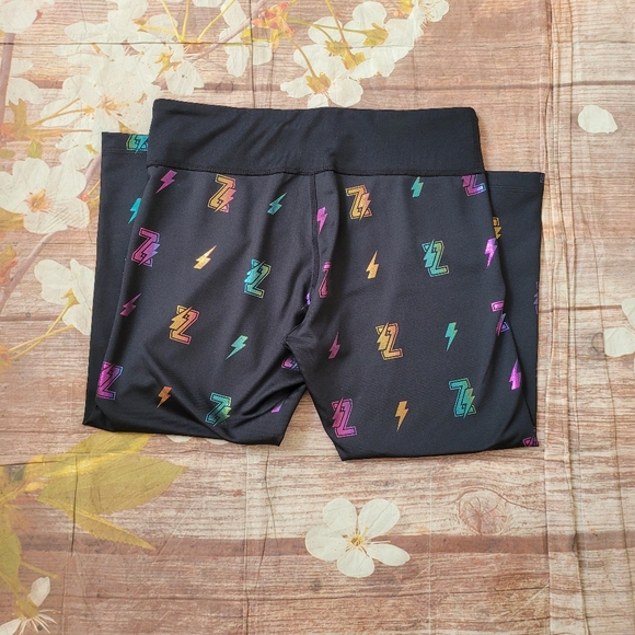 ⭐️NWOT Zumba Fitness lightning bolt leggings - Picture 6 of 7